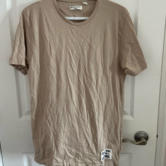 beige tshirt - organic material - Picture 1 of 3